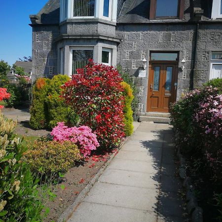 Granville Guest House Dyce Eksteriør bilde