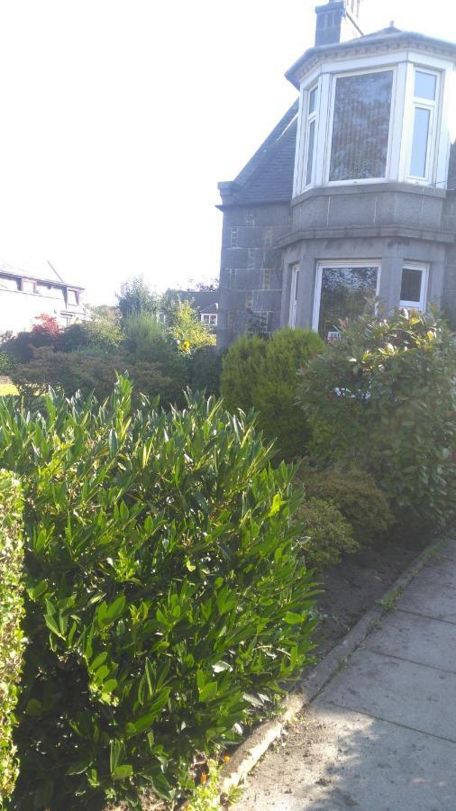 Granville Guest House Dyce Eksteriør bilde